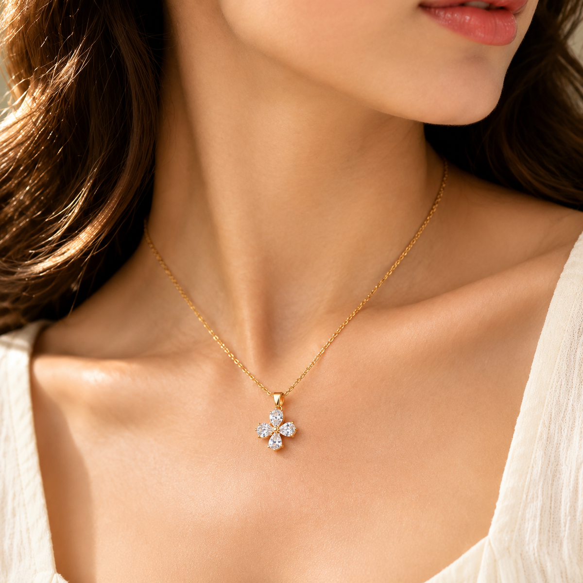 Flower Sparkle Pendant Necklace